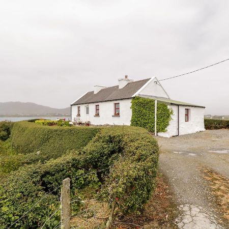 The White House Villa Roundstone Exterior photo